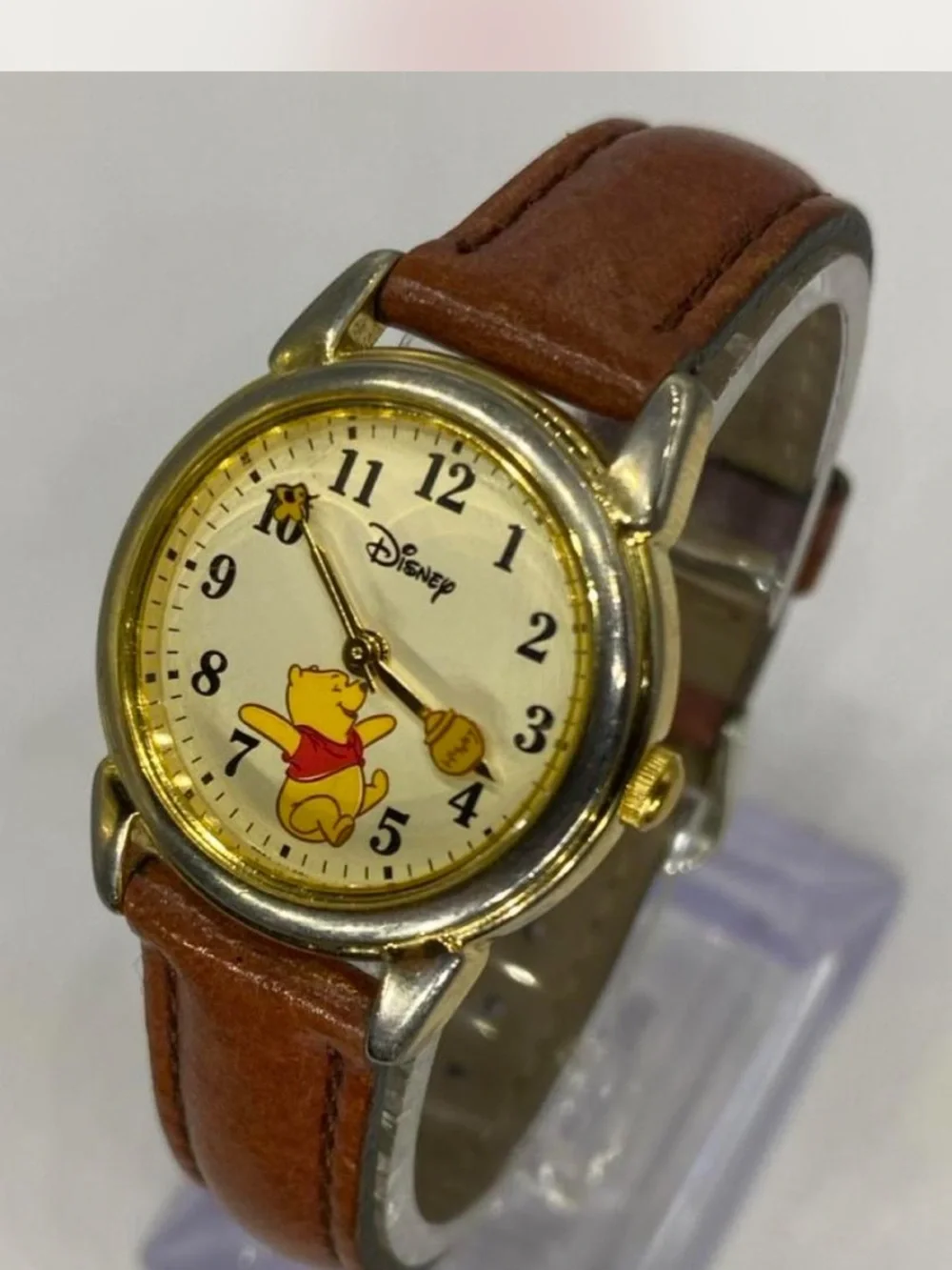 Ladies ^^^ Disney Winnie the Pooh Tan Leather Strap Watch ^^^ Rotating 🍯 Pot  *